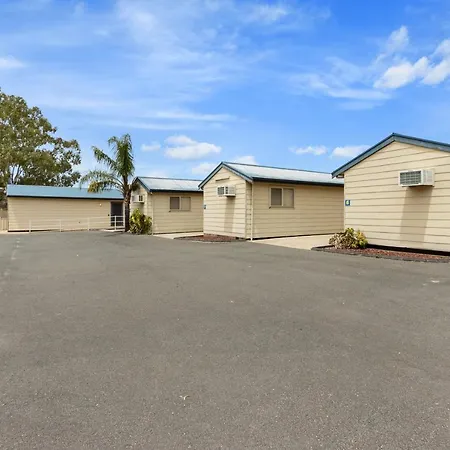 Costello Hotels - Moonta Bay Cabins Port Moonta Exterior photo