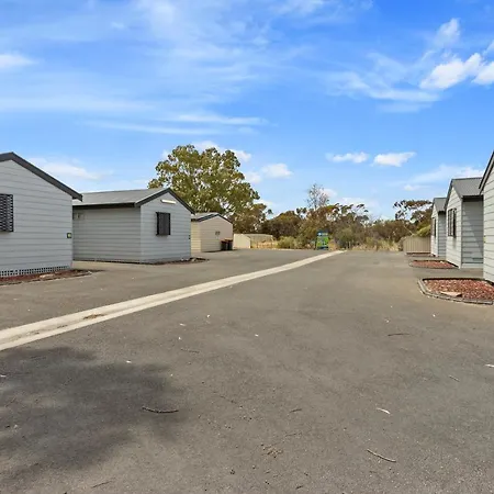 Costello Hotels - Moonta Bay Cabins Port Moonta Exterior photo